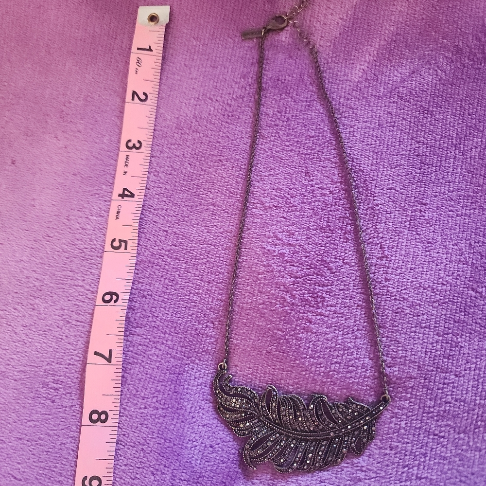 Elegant Bronze-tone Leaf Necklace with Dark Gems